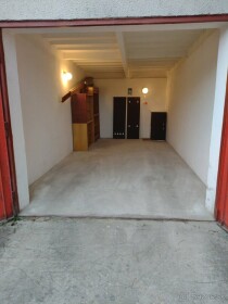 Na predaj murovaná garáž v Trenčíne na Sihoti