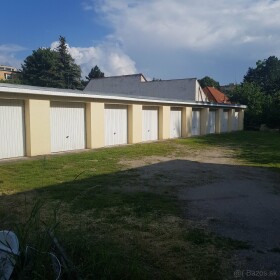 Prenájom garáže v uzavretom areáli v Piešťanoch