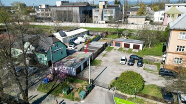 Na predaj priestranná garáž na Železničiarskej ulici v Topoľčanoch