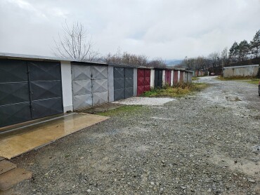 Na predaj murovaná garáž v Prešove na Levočskej ulici
