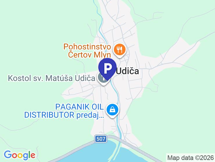 Zateplená drevostavba s prístreškom 10x10m na predaj