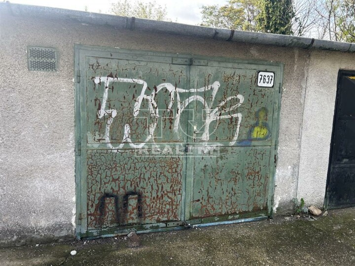 Predaj priestrannej garáže v Trnave na Kollárovej ulici
