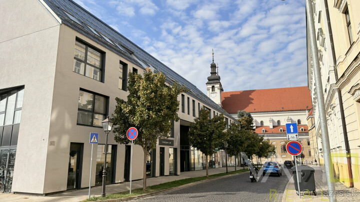 Na predaj garážové státie v podzemnej garáži v Trnave