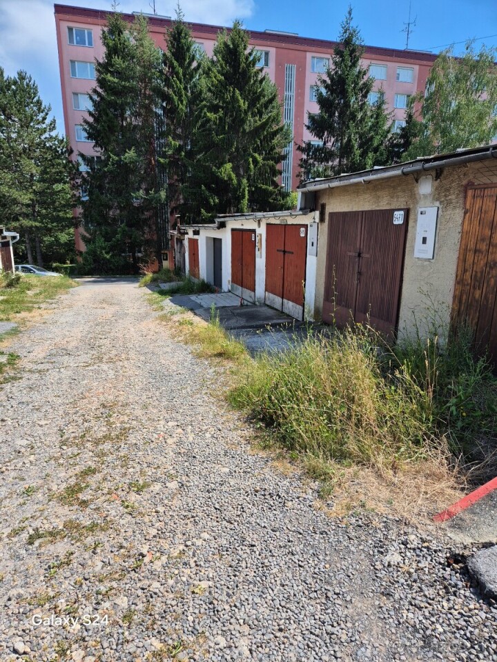 Garáž na predaj vo Zvolene, Prachatická ulica