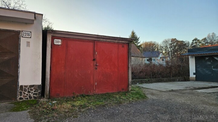 Na predaj garáž v Nitre na Vikárskej ulici