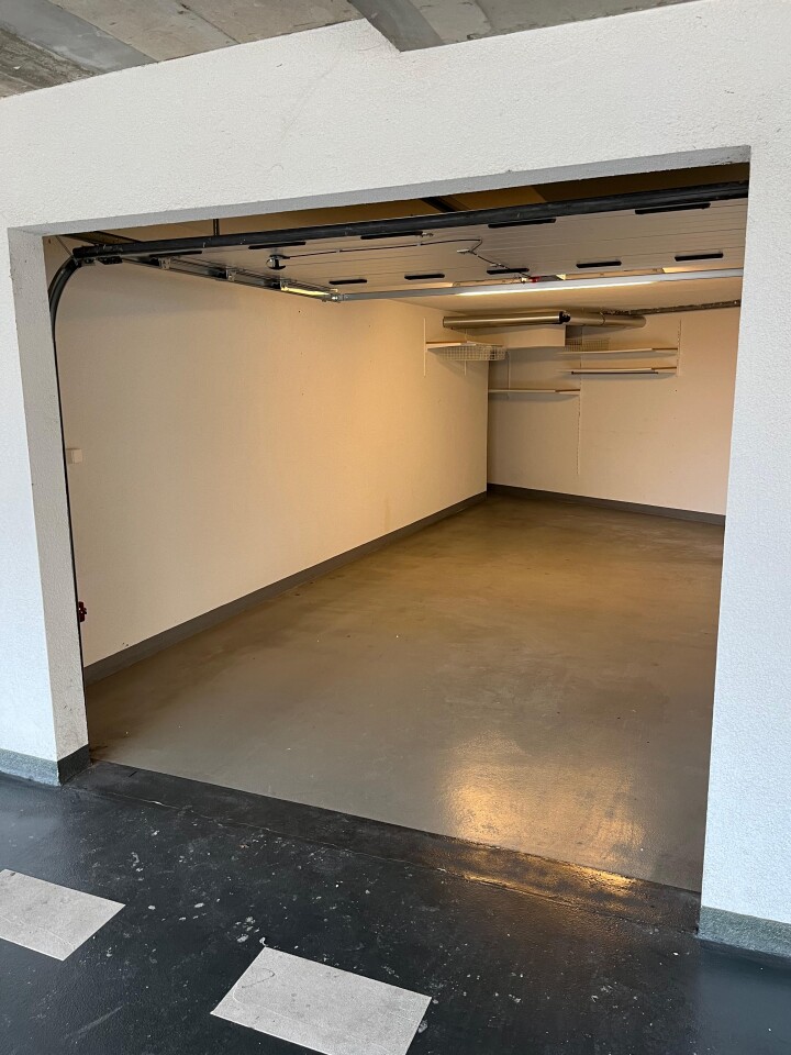 Uzamykateľna GARAZ / SKLAD v Panorama City