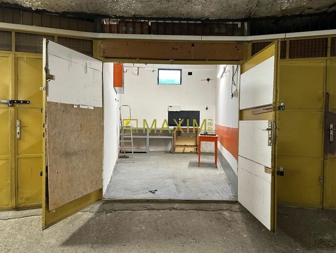 Predaj garáže s pozemkom v garážovom dome na Pionierskej ulici
