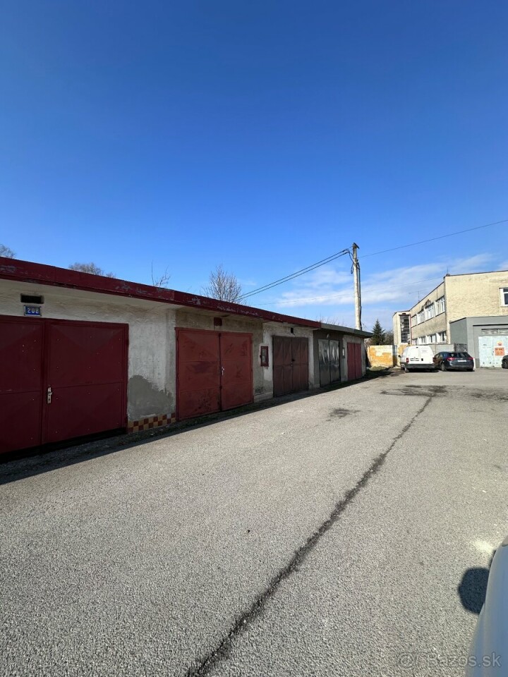 Prenájom garáže na parkovanie v Brezne, Nalepkova ulica