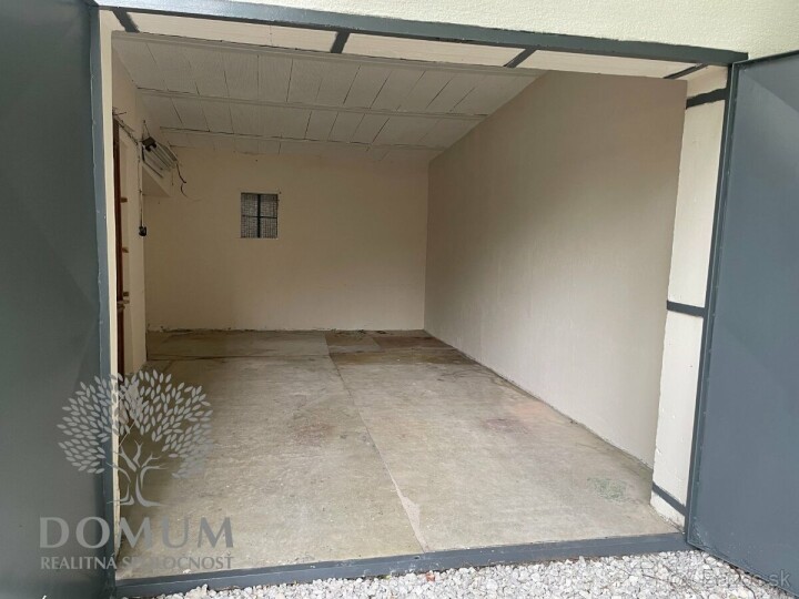 Prenájom garáže v Novom Meste n/V - ul. Kpt. Nálepku, 20m2, elektrina