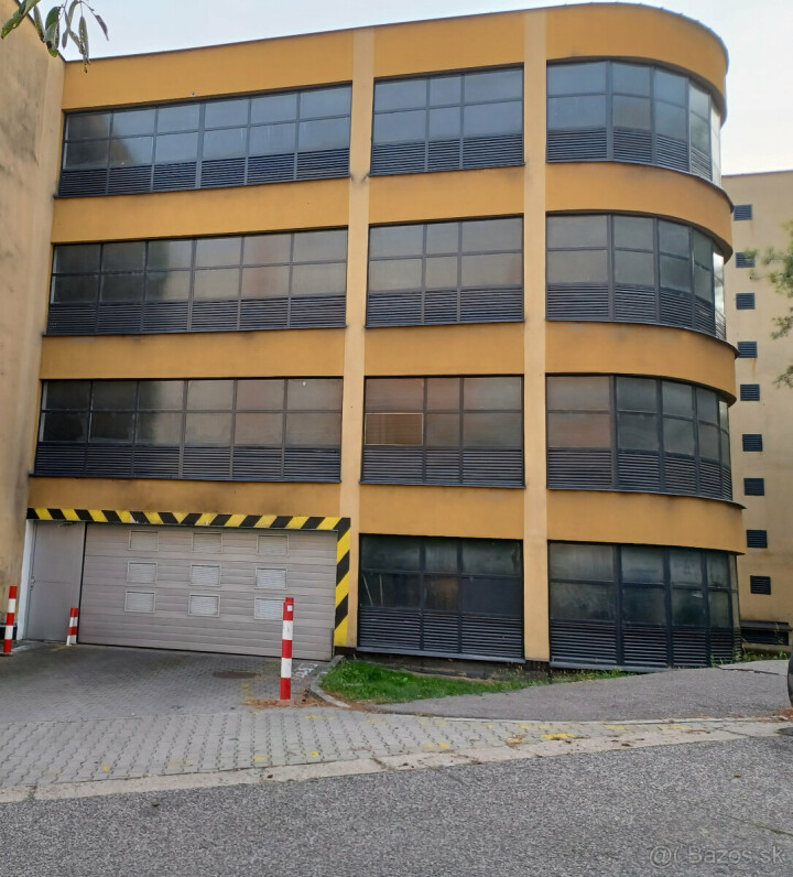 Na predaj garáž s vlastným elektromerom na Dlhých Dieloch