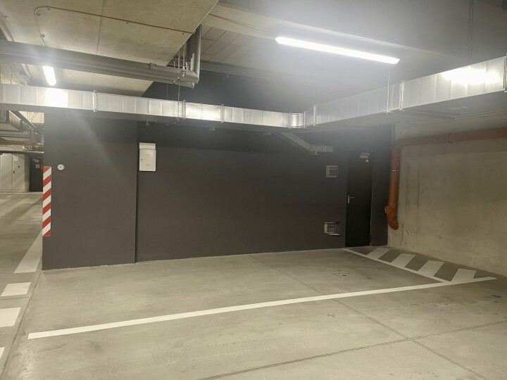 Vnútorné parkovacie státie na prenájom - Prúdy Trnava