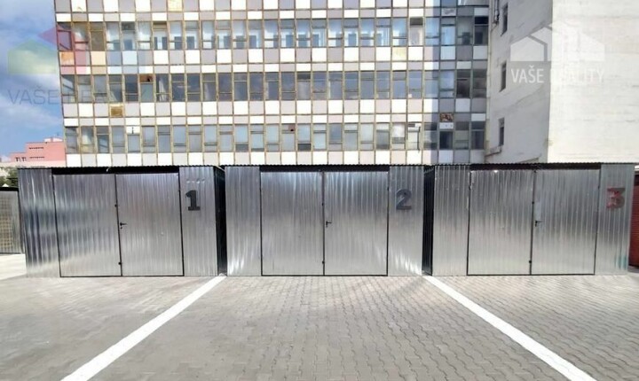 Prenájom garáže s elektrinou a osvetlením v Piešťanoch