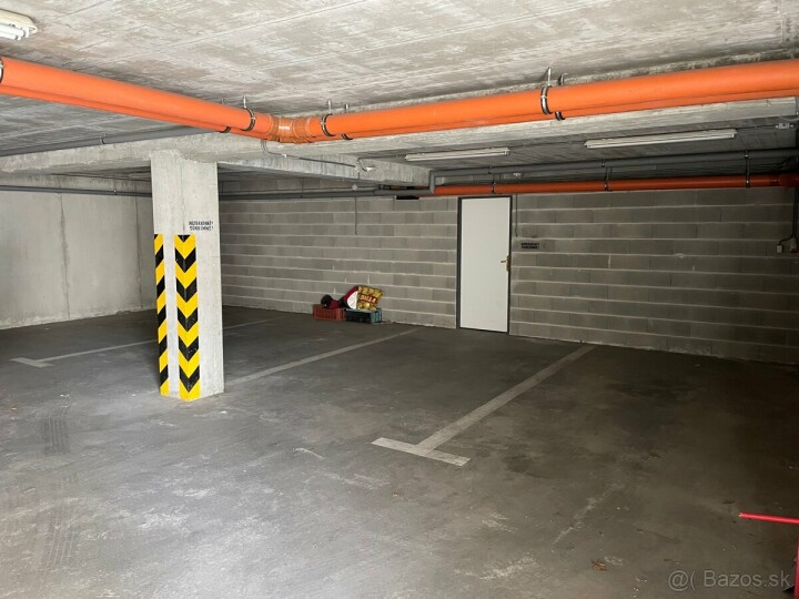 Prenájom garážového parkovacieho miesta na sídlisku JUH