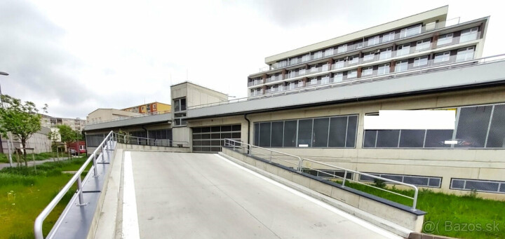 Prenájom vonkajšieho parkovacieho miesta na Považskej ulici