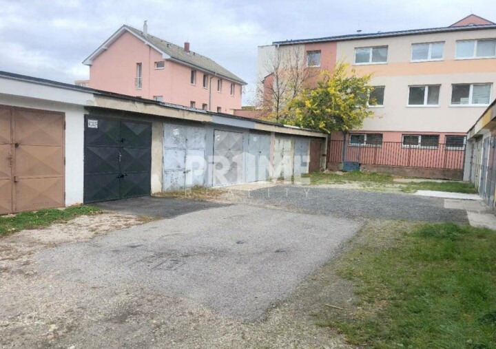 Prenájom samostatnej garáže s elektrinou na Polárnej ulici