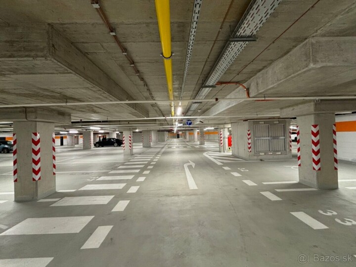 Prenájom garážového státia 15m2 v EUROVEA Tower, Pribinova ul.