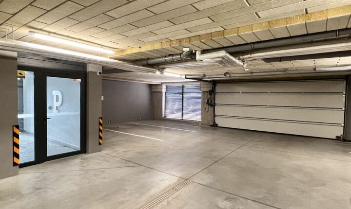 Prenájom garážového státia v Panoráme na Cédrovej ulici