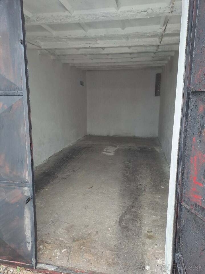 Dlhodobý prenájom garáže v centre Žiliny