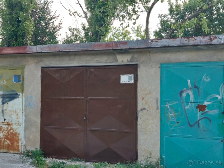 Na predaj garáž na Vyhnianskej ceste blízko Račianskeho mýta