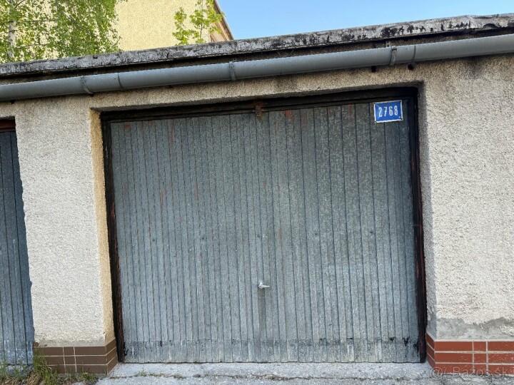 Na predaj renovovaná garáž 18m2 na ul. Nábrežná, Vrútky