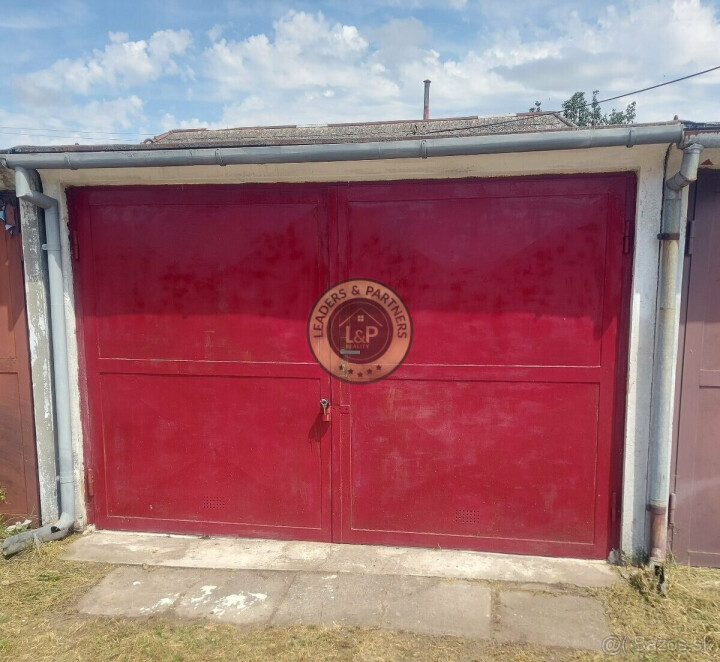 Na predaj garáž v Seredi na ulici Čepeňská s rozlohou 18m2