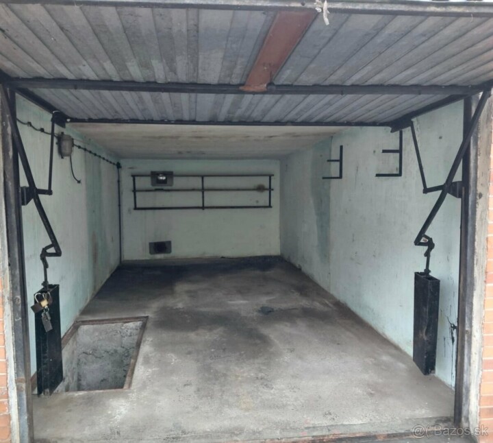 Predaj garáže so zateplením v Zlatých Moravciach