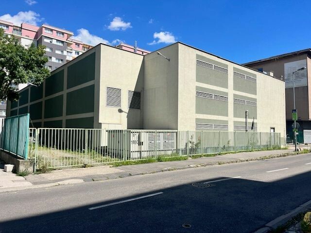 Predaj garážových státí v parkovacom dome na Mraziarenskej ulici