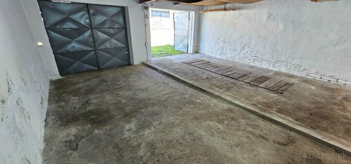 Dlhodobý prenájom dvojgaráže s elektrinou a jamou