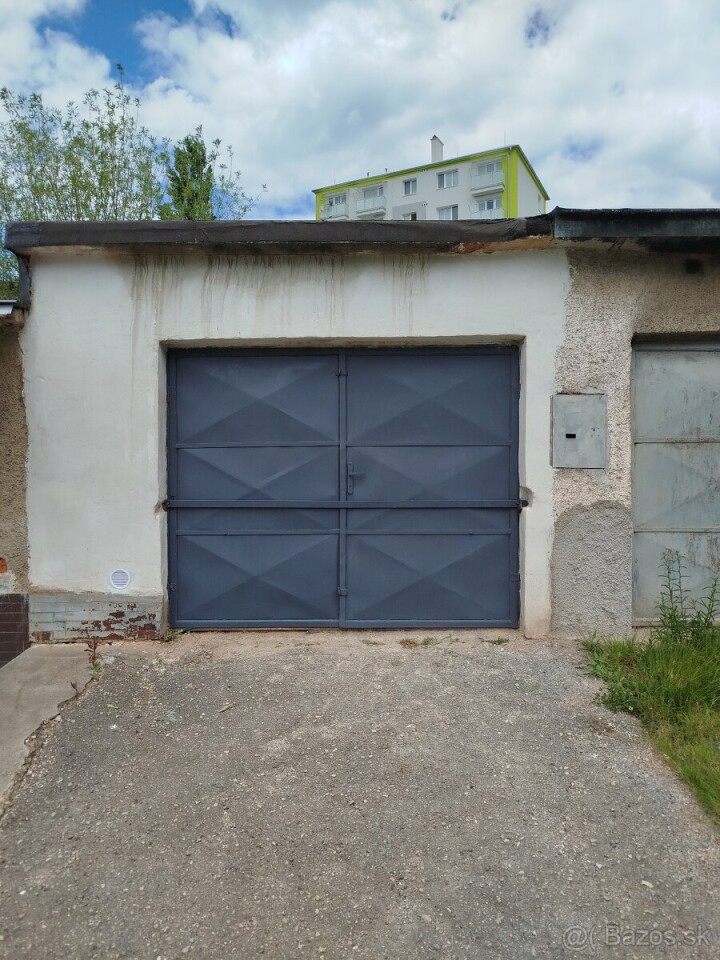 Na predaj garáž s elektrinou na Letnej ulici
