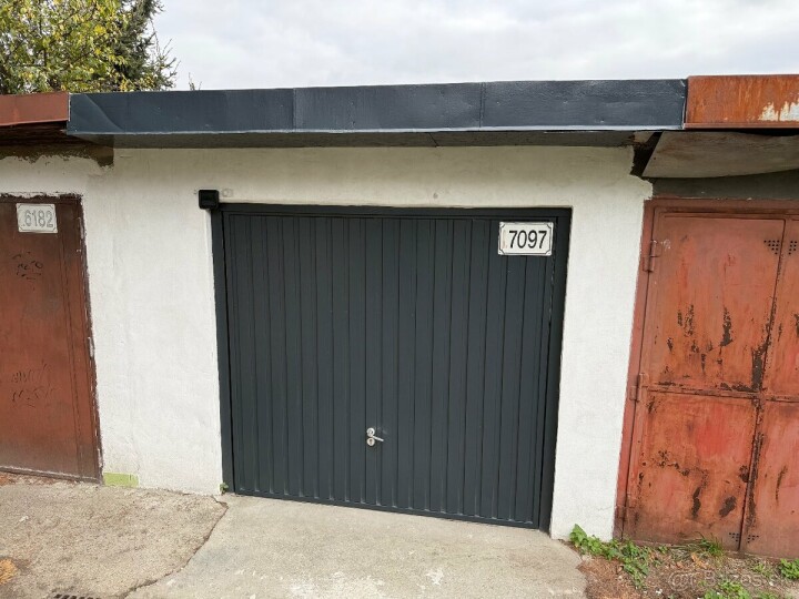 Predaj murované garáže s pozemkom v Bratislave Staré Mesto