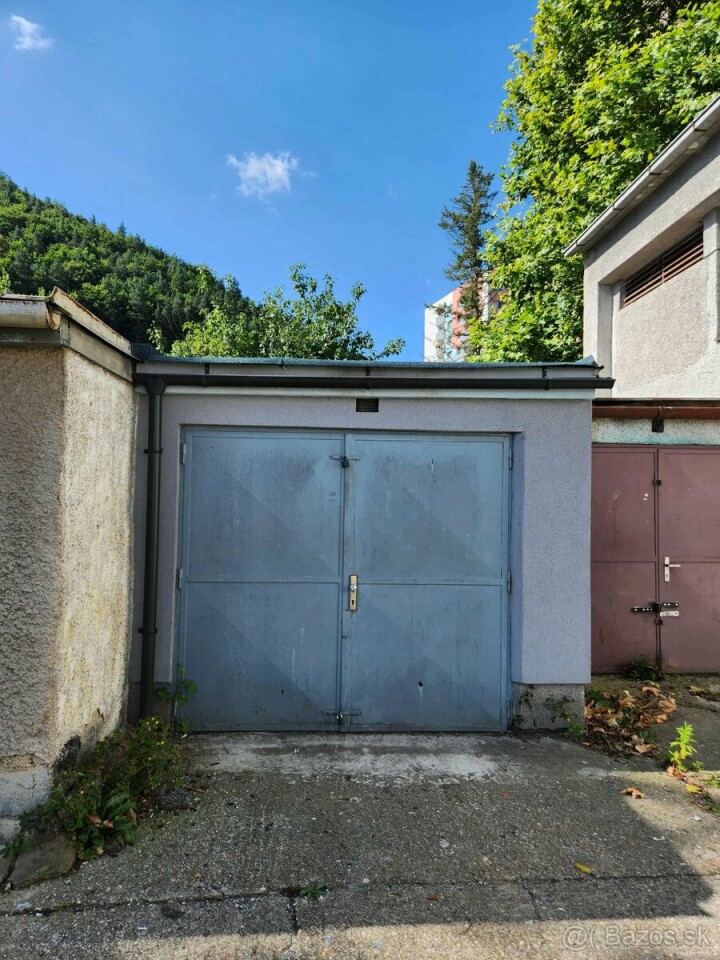 Zrekonštruovaná garáž na predaj na Uhlisku